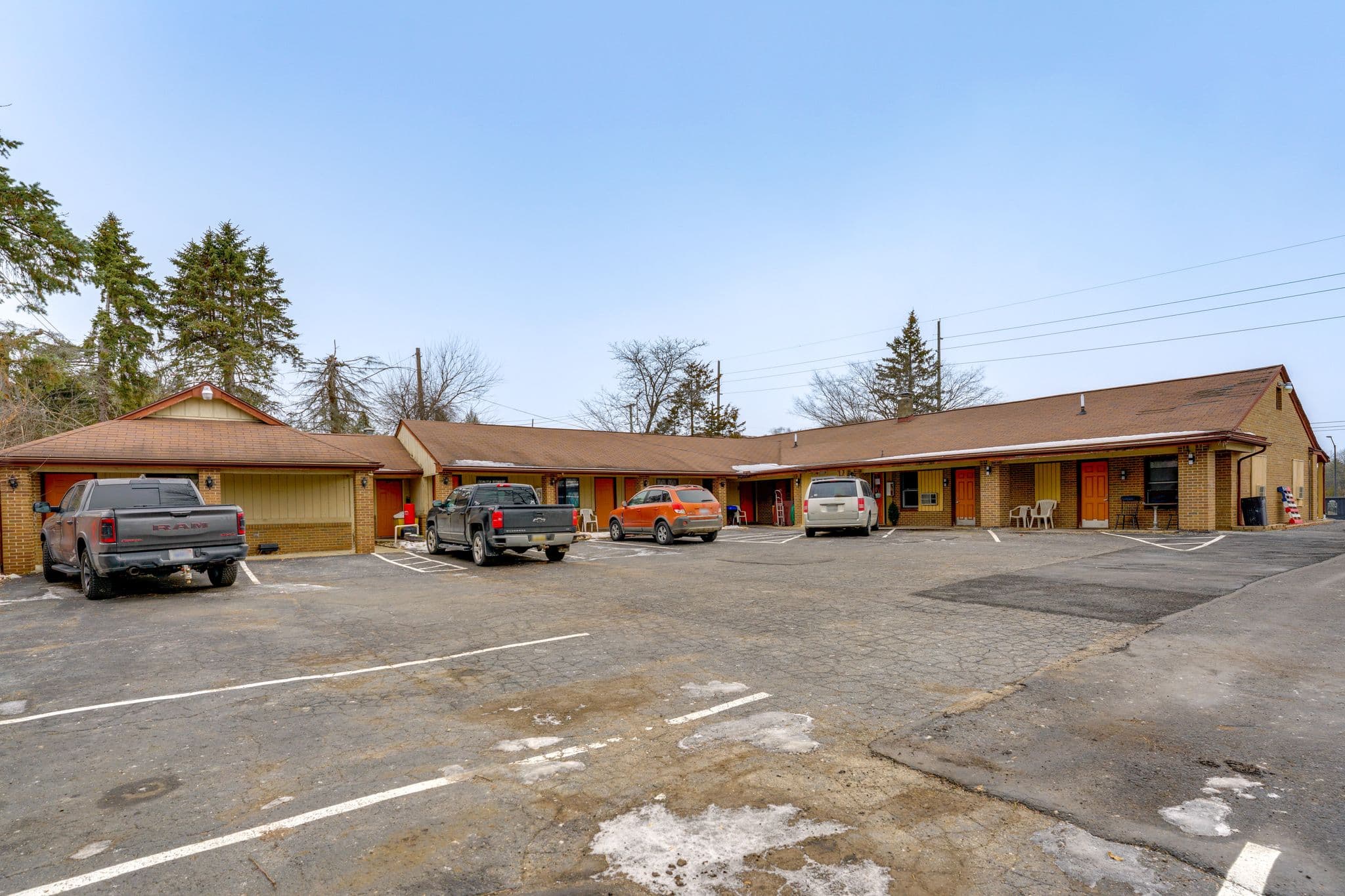 Exterior de The Olde Mill Inn of Clarkston North
