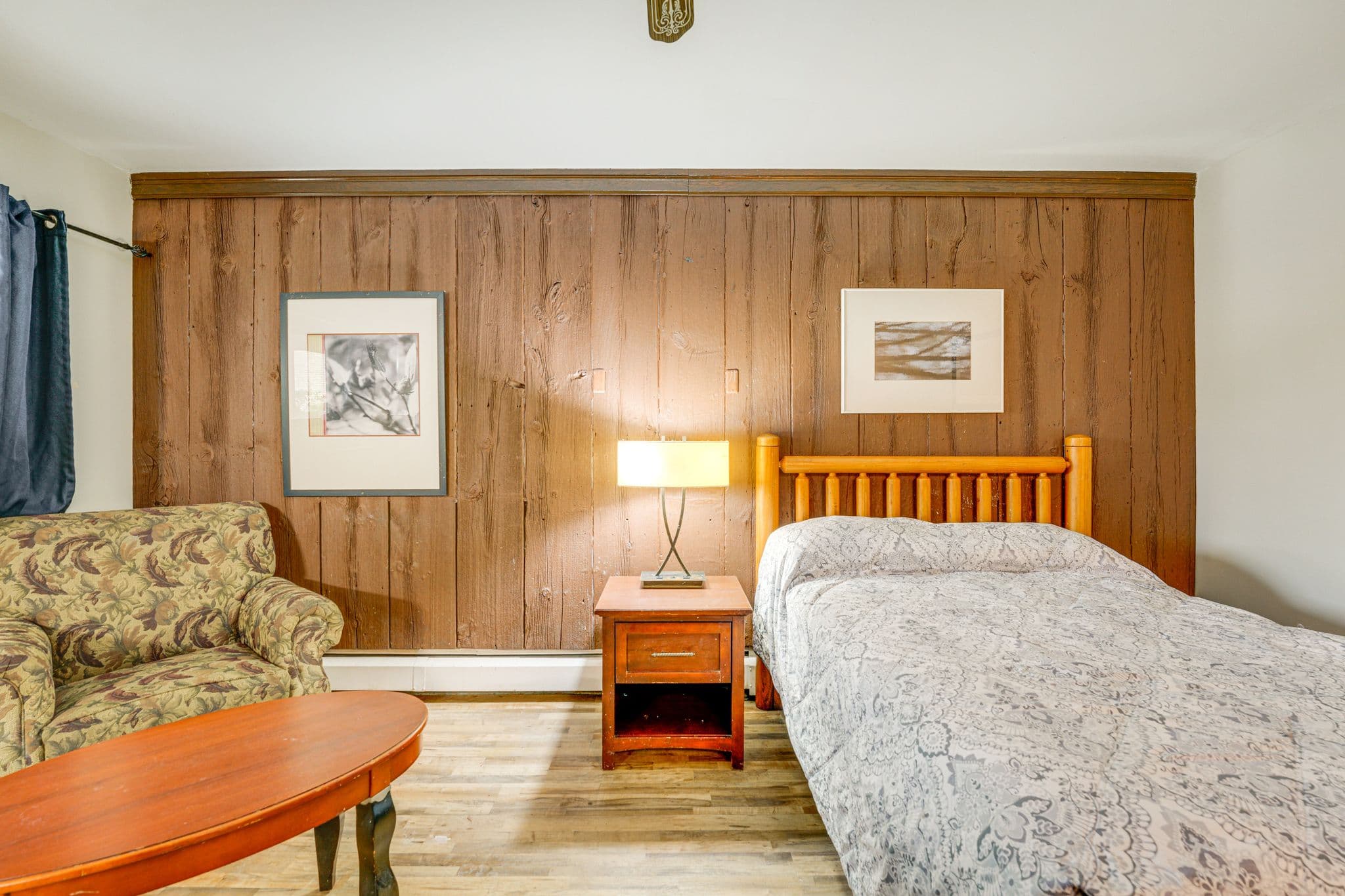 Estudio rústico en The Olde Mill Inn of Clarkston North